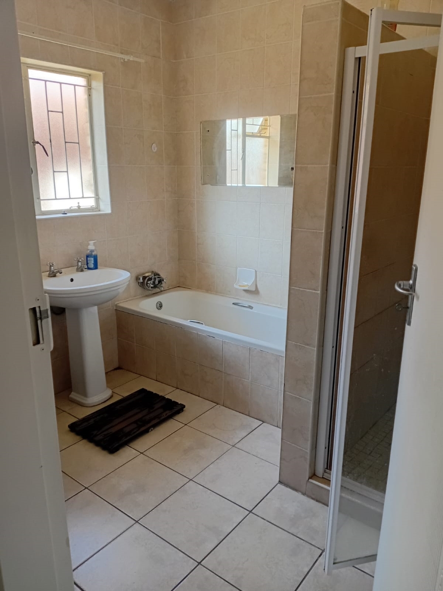 2 Bedroom Property for Sale in Parys Free State